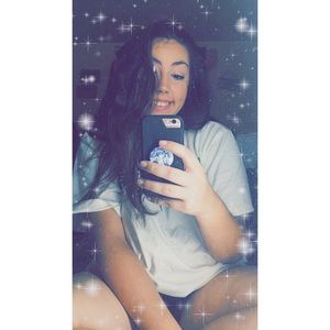 Meet your Posher, Hannah